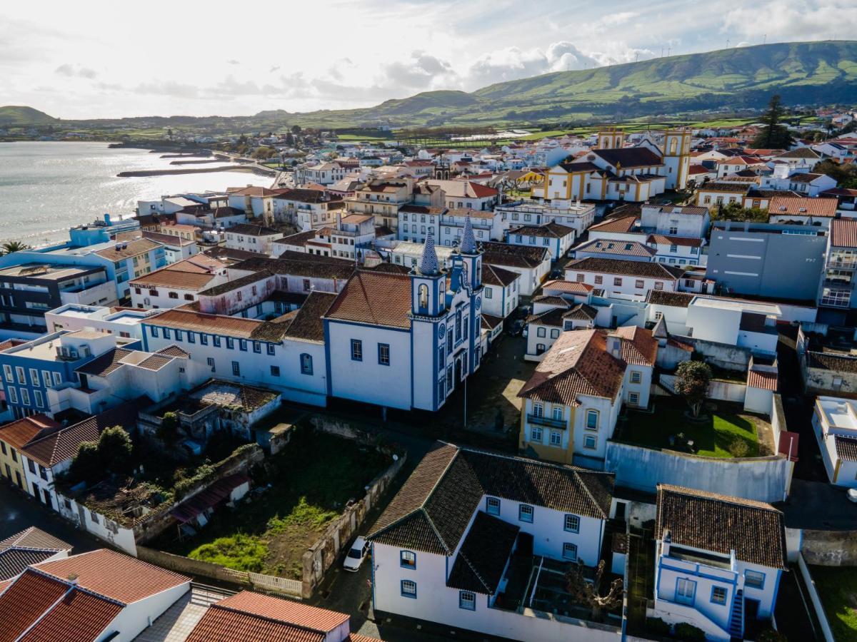 Apartamentos Da Travessa Praia da Vitória Exteriör bild