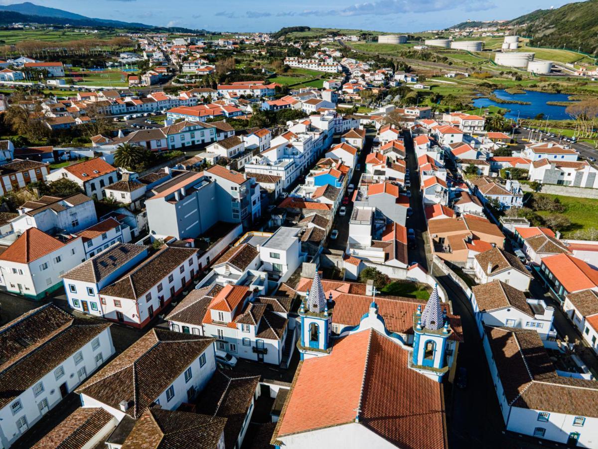 Apartamentos Da Travessa Praia da Vitória Exteriör bild