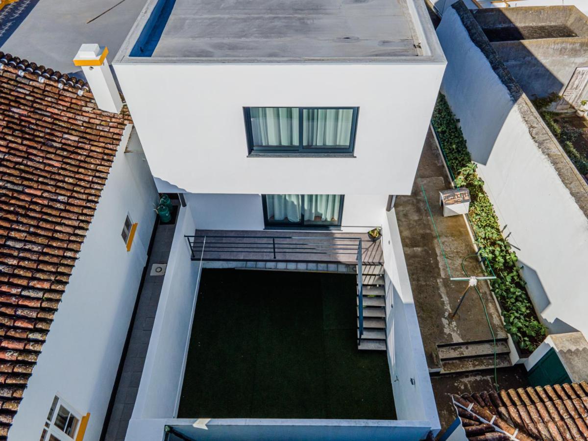 Apartamentos Da Travessa Praia da Vitória Exteriör bild